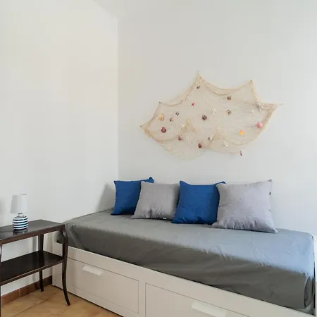 Brezza Di アパート ガリポリ